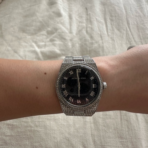 Michael Kors Watch - Picture 3 of 5